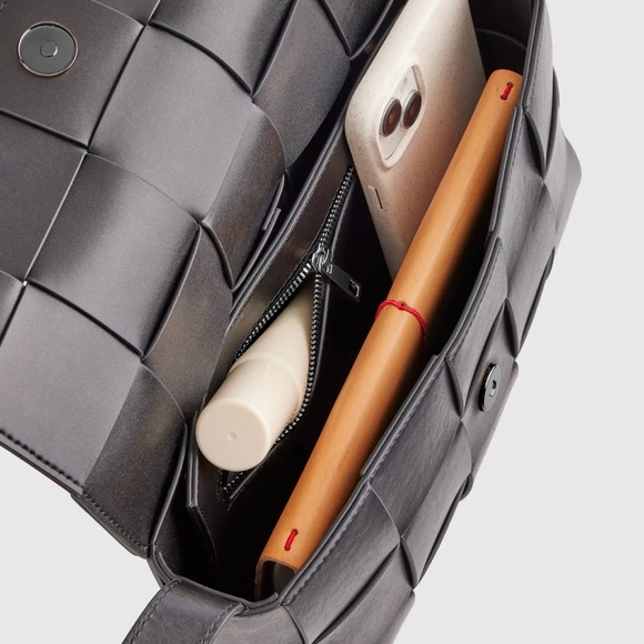 Quince Black Woven Leather Bag with dust bag - Picture 4 of 8